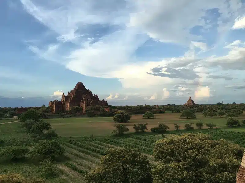 Image An approach based onexpertise and healthyrelationships